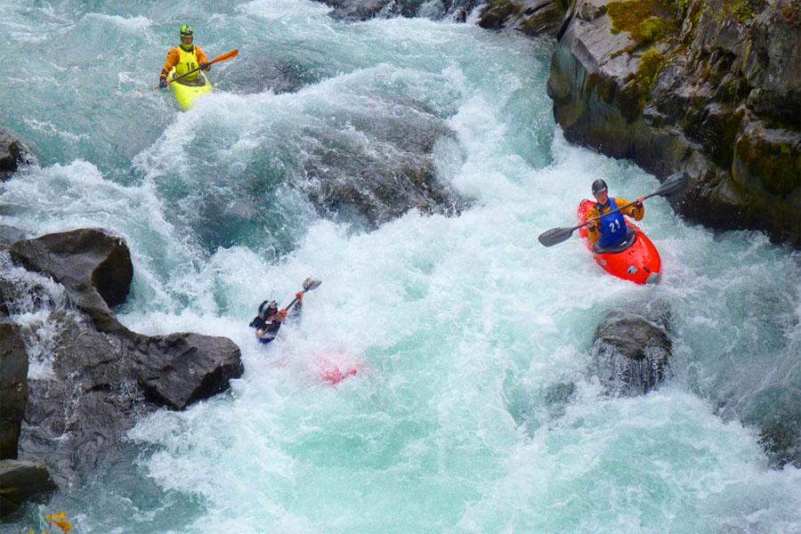 kayaking-nepal1